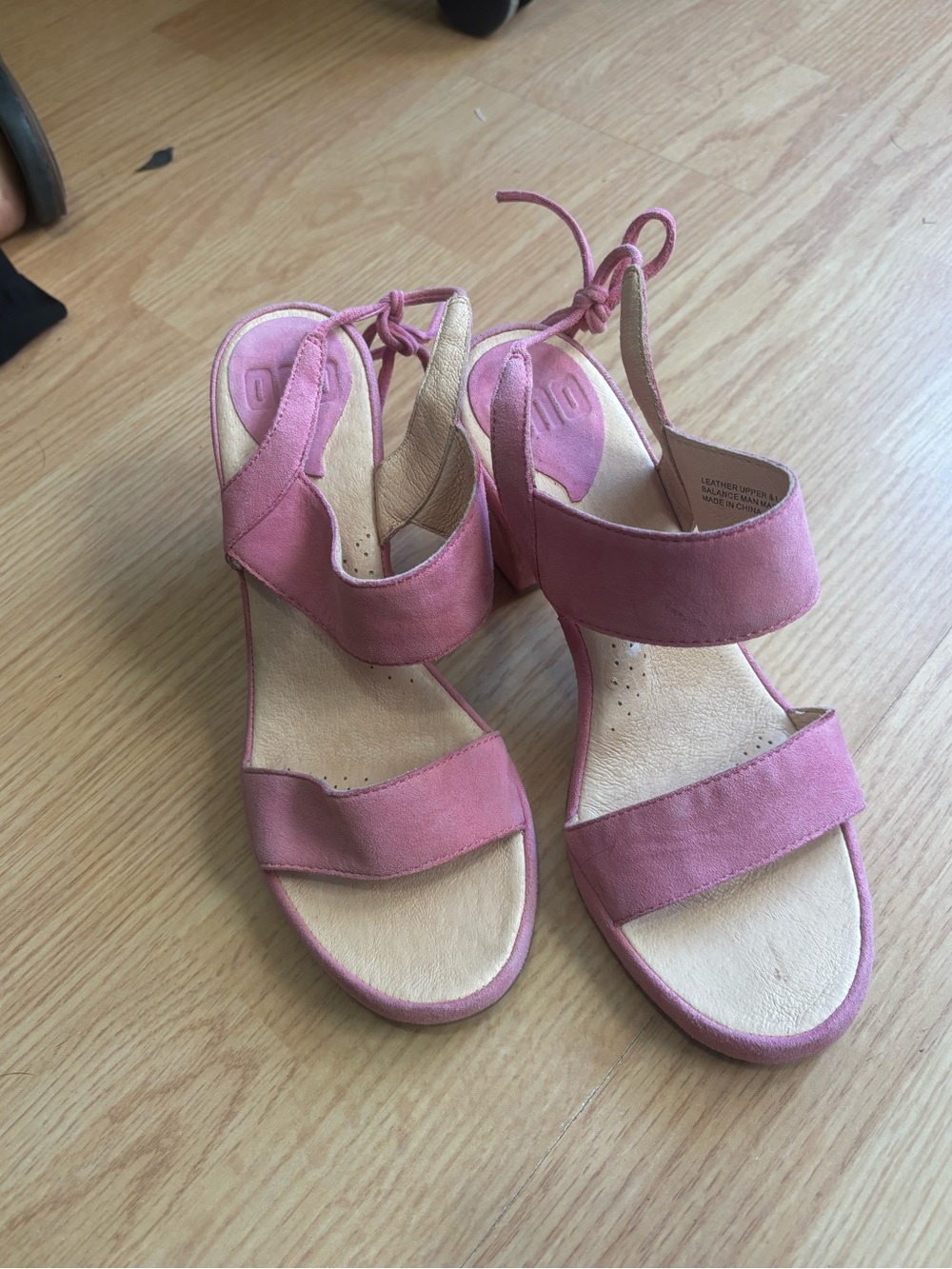 Duo pink suede strappy heels sz 7 3.5” leather block wedding guest ankle strap